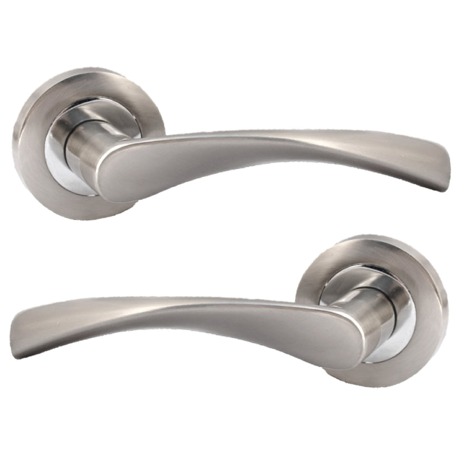 EDH Duo Twist Door Handles – Satin Chrome Lever on Round Rose – Modern Internal Door Handles