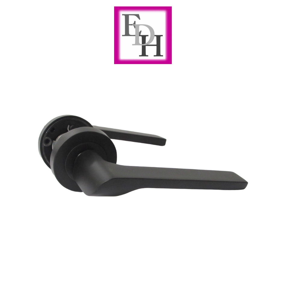 Modern Matt Black Door Handles Internal - Uno-2 Lever Latch On Rose